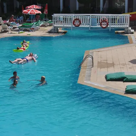 Hotel Club Ekinci Palace 3*